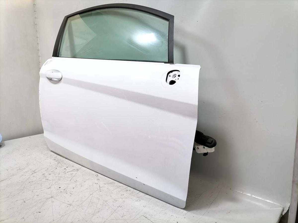 Ford Fiesta JA8 original T&uuml;r rechts Frost Wei&szlig; 3-T&uuml;rer Rohbau Bj.2010